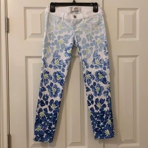 Hollister White and Blue Floral Ankle Pants
